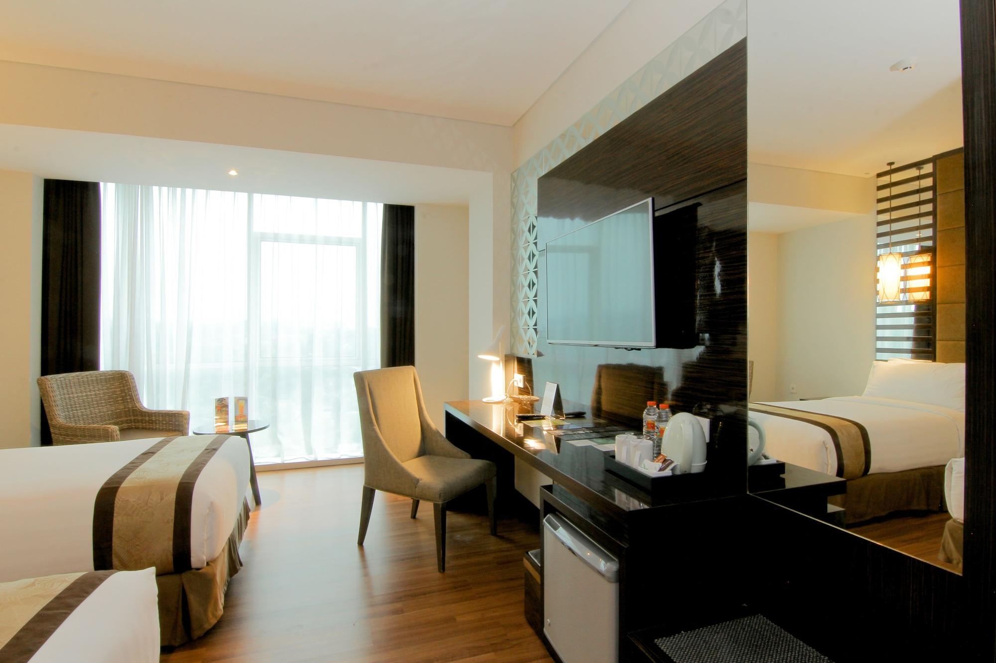 The Atrium Hotel & Resort Yogyakarta Melati Екстер'єр фото