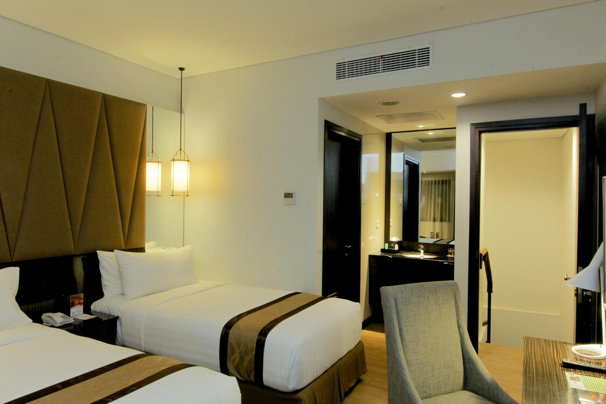 The Atrium Hotel & Resort Yogyakarta Melati Екстер'єр фото