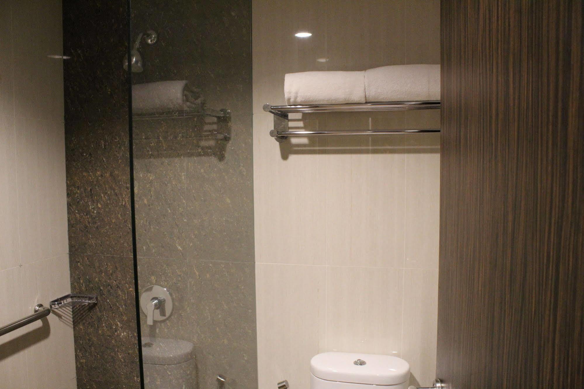 The Atrium Hotel & Resort Yogyakarta Melati Екстер'єр фото