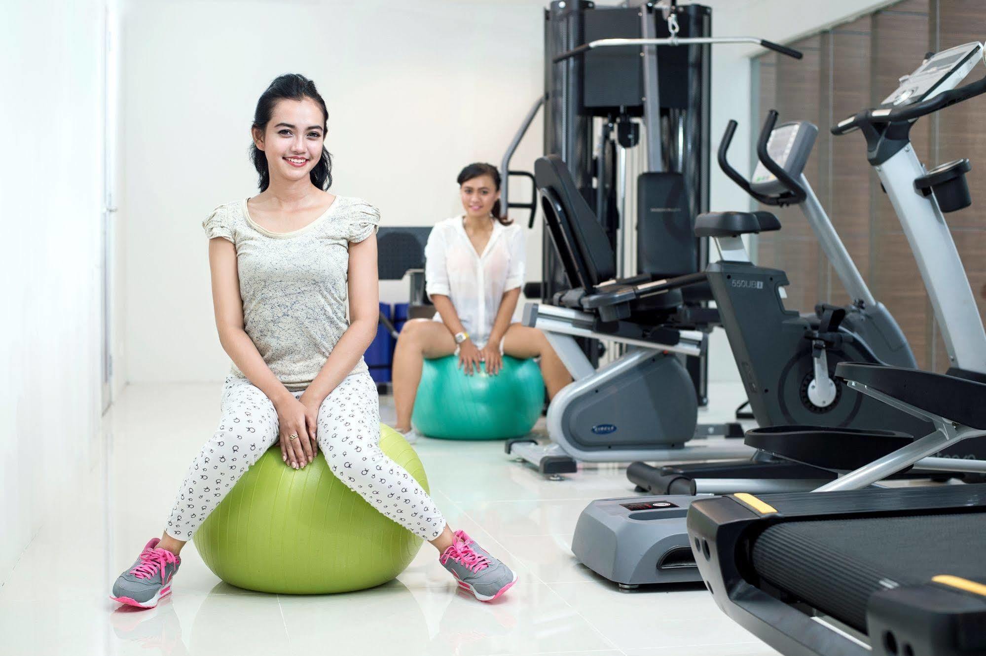 The Atrium Hotel & Resort Yogyakarta Melati Екстер'єр фото